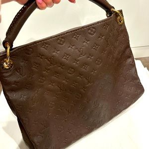 Empreinte Artsy Brown Luis Vuitton Bag. Excellent. Like New